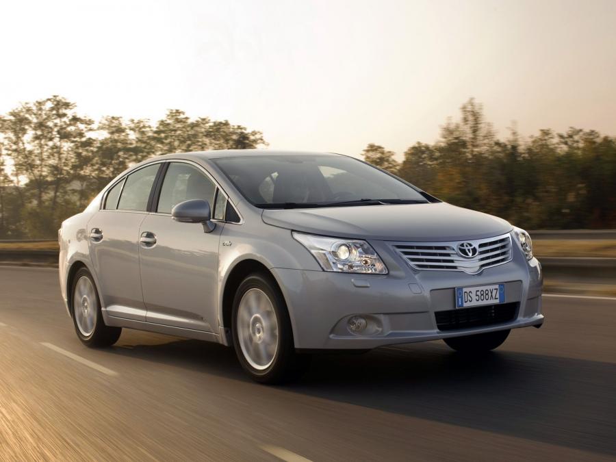  Toyota Avensis Sedan 2008 года  (фото 29 из 57)